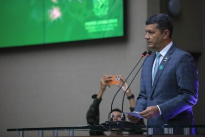 Dan Câmara denuncia descaso com delegacias do interior