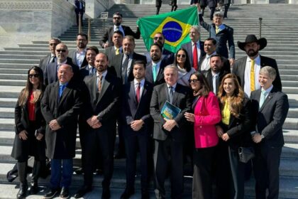 Débora Menezes vai aos EUA denunciar escalada de autoritarismo judicial no Brasil
