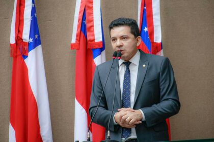 Delegado Péricles reconhece desafios da saúde pública no Amazonas e destaca seus esforços para auxiliar a população