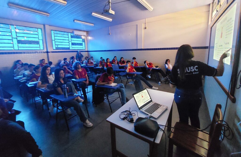 “Operação Átria“: violência de gênero é tema de debates promovidos pela Sejusc em escolas de Manaus 2 Divulgacao Sejusc 3 1024x666 1