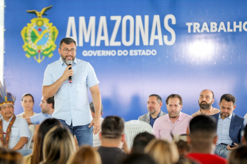 Wilson Lima entrega mais quatro terminais fluviais para atender comunidades indígenas que vivem do turismo 3 ENTREGA TERMINAIS FLUVIAIS 2 1024x682 1