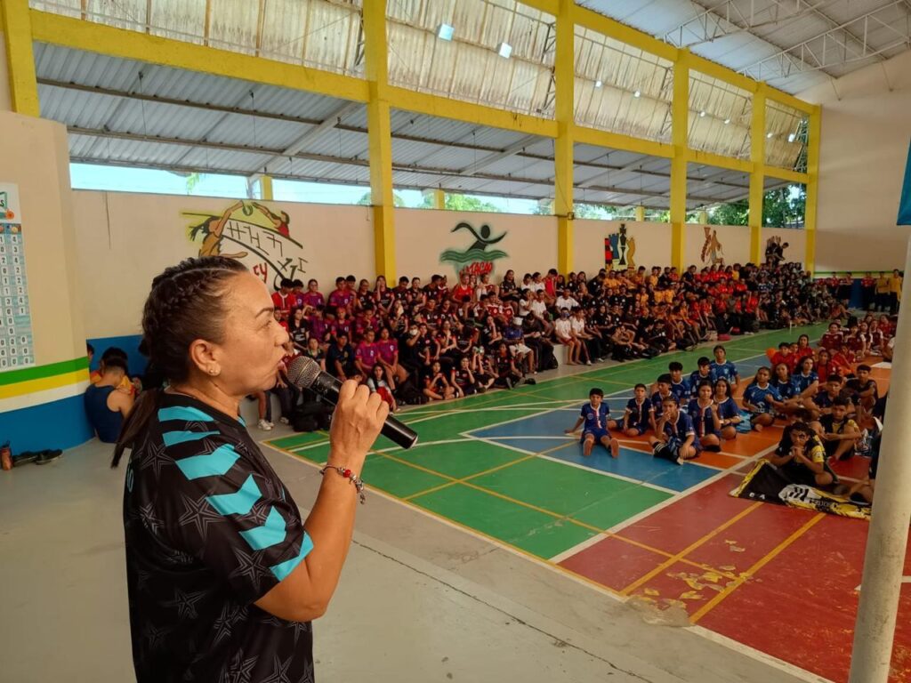 Elas fazem a diferença: mulheres buscam transformar a Educação no Amazonas 2 Educacao A gestora Amarilis Santos da E E Engenheiro Professor Sergio Alfredo Pessoa Figueiredo falou que trabalho delas na rede contribui para a qualidade da educacao. Acervo Pess 1024x768 1