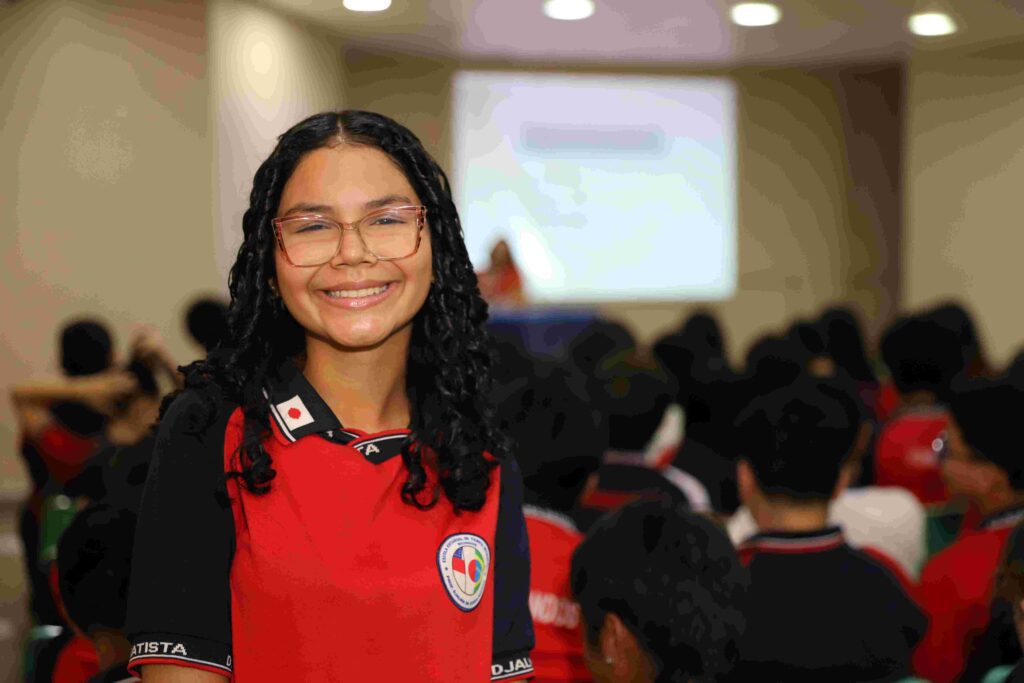 Dia Mundial da Água: Secretaria de Educação promove roda de conversa sobre conscientização e preservação 5 Educacao aluna Kelly Gabrielly fotos Eduardo Cavalcante Seduc Am 26 1024x683 1