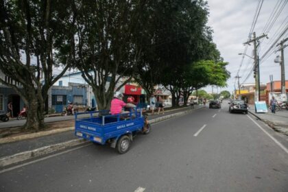Em Parintins Wilson Lima lanca pacote de obras e realiza inauguracoes na infraestrutura da cidade no valor R 171 milhoes 3 1024x682 1