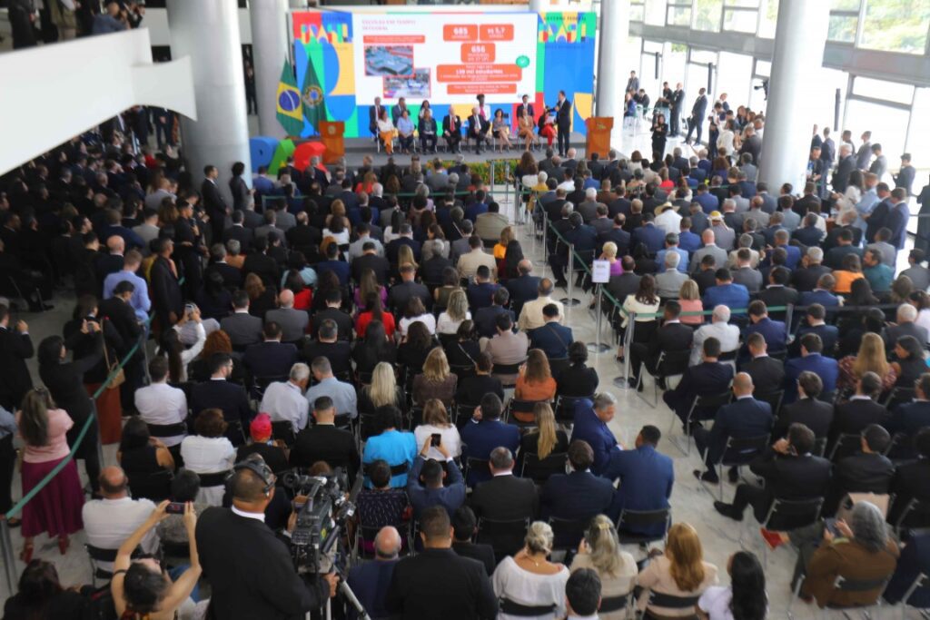 Wilson Lima destaca importância de mais de 150 obras no Amazonas incluídas no PAC Seleções 2023 3 Foto Diego Peres Secom 2 1024x683 1