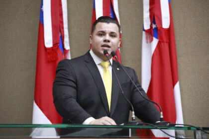 Governo do Amazonas sanciona 10 novas leis da Assembleia Legislativa