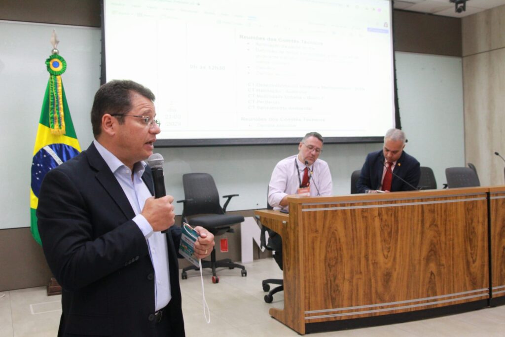 Governo do Amazonas busca recursos para habitação e saneamento básico, em Brasília 2 MARCELLUS CAMPELO REUNIAO CONCIDADES 1024x683 1