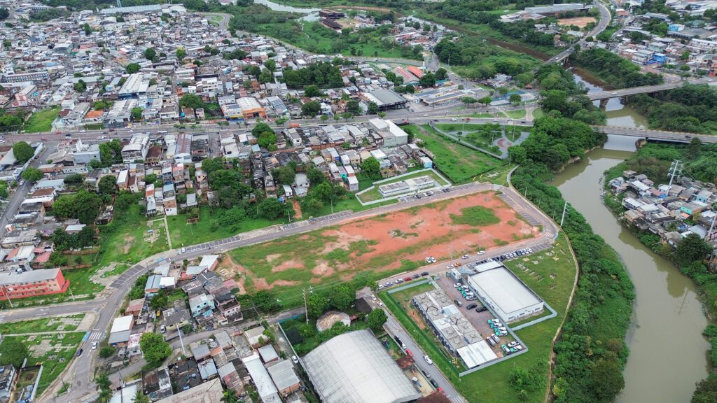 UGPE obtém licença do Implurb para construção de dois conjuntos habitacionais na Cachoeira Grande, zona oeste de Manaus 2 QUADRA HABITACIONAL KAKO CAMINHA TIAGO CORREA UGPE03 1024x576 1