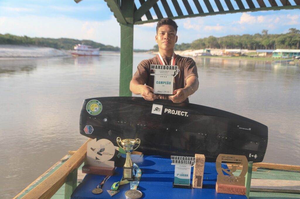 Atleta do Bolsa Esporte Estadual é destaque na mídia nacional 3 SEDEL Jair Paulino Atleta do Wakeboard 2 FOTO Julcemar Alves SEdel 1024x682 1