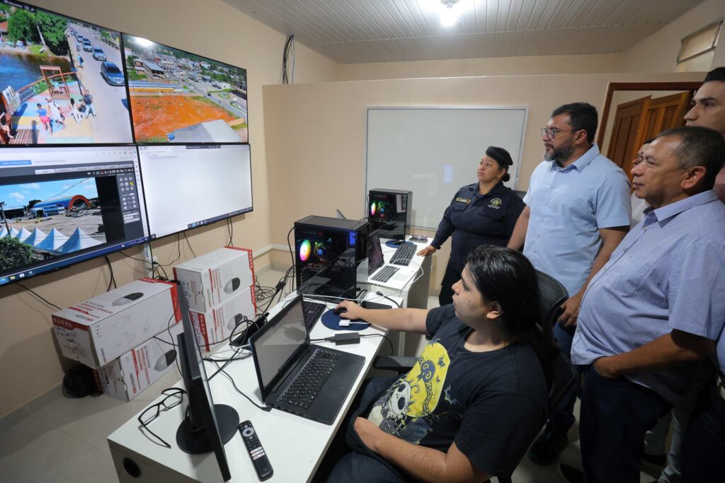 Governo do Amazonas inaugura unidade móvel do PAC em Rio Preto da Eva e entrega Apae 100% revitalizada 3 SISTEMA DE SEGURANCA. 2 1024x683 1