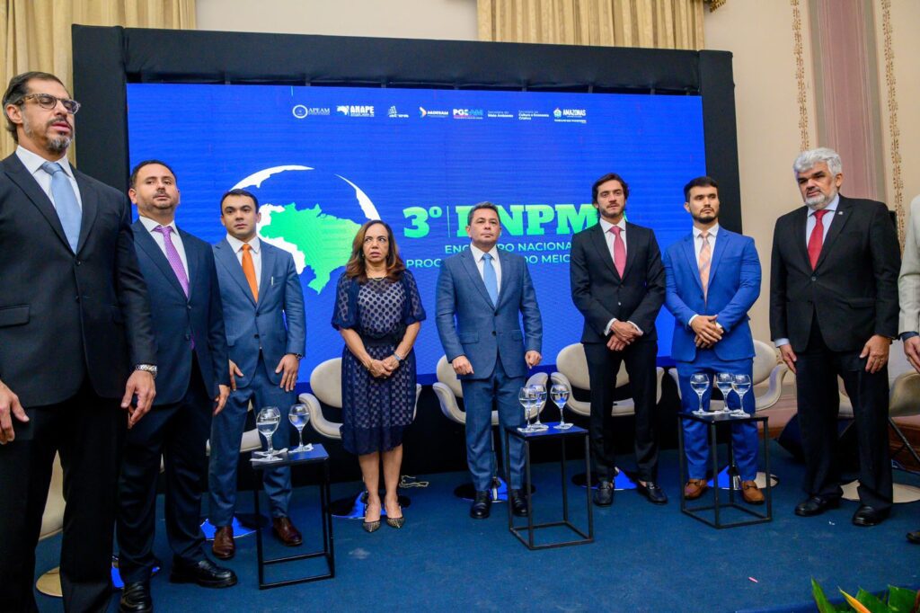 Amazonas apresenta políticas sustentáveis e cases de sucesso em encontro nacional de procuradores 2 Tadeu de Souza Encontro Procuradores 02 Foto Ricardo Machado SGVG 1024x682 1