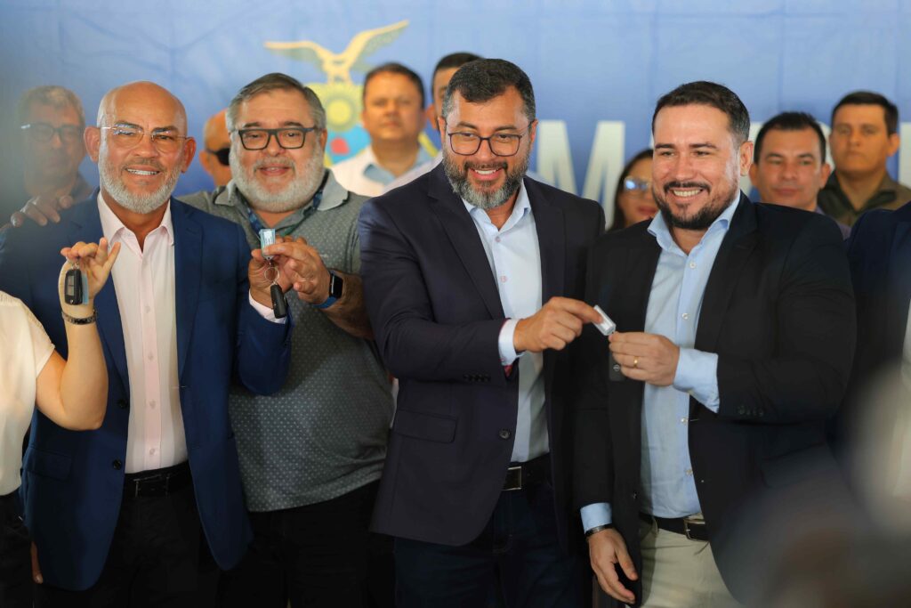 Com R$ 7,6 milhões em investimentos, Wilson Lima entrega novos veículos e equipamentos para unidades da UEA na capital e interior 5 UEA Diego Peres 04 1024x683 1