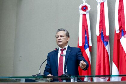 Adjuto Afonso pede ao Ipaam regulamentacao da lei que permite a utilizacao da Madeira Pescada 1024x682 1