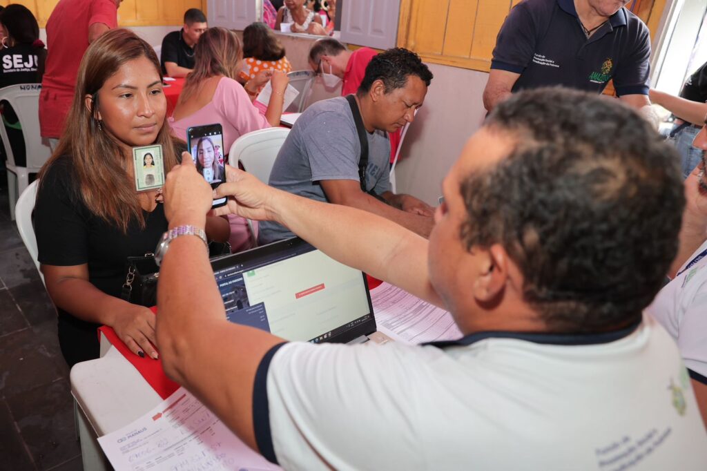 Programa Crédito Solidário integra serviços na quarta edição do projeto Câmara Cidadã 2 CRE769 DITO BRENOBRANDA771 O 1024x682 1