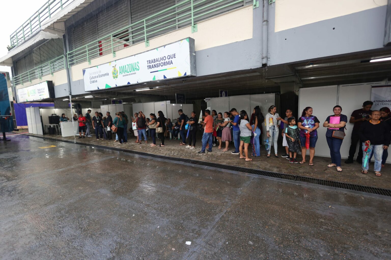Câmara Cidadã: segundo dia tem serviços gratuitos e Tribuna Popular no Sambódromo