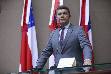 Comandante Dan inicia contagem regressiva para a data base das forcas de seguranca