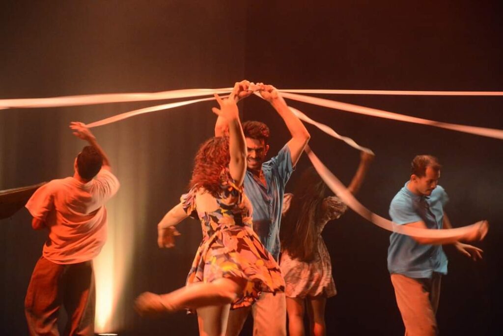Cantata cênica “Carmina Burana” estreia na Temporada de Corpos Artísticos nesta quinta-feira 3 Cultura Bale Folclorico Os Catraieiros Divulgacao 1024x683 1