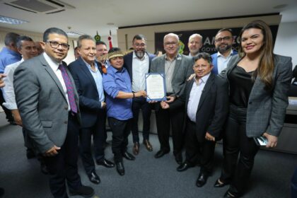 Deputado Joao Luiz participa com o governador Wilson Lima da entrega da licenca ambiental para exploracao de potassio em Autazes