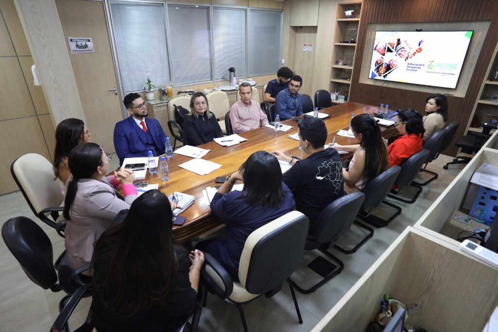 Secretaria de Educação apresenta diretrizes do ICMS Educação para agentes municipais e órgãos parceiros 2 Durante reuniao foram apresentadas diretrizes do ICMS Educacao para agentes municipais e orgaos parceiros Foto Euzivaldo Queiroz 1 1024x683 1