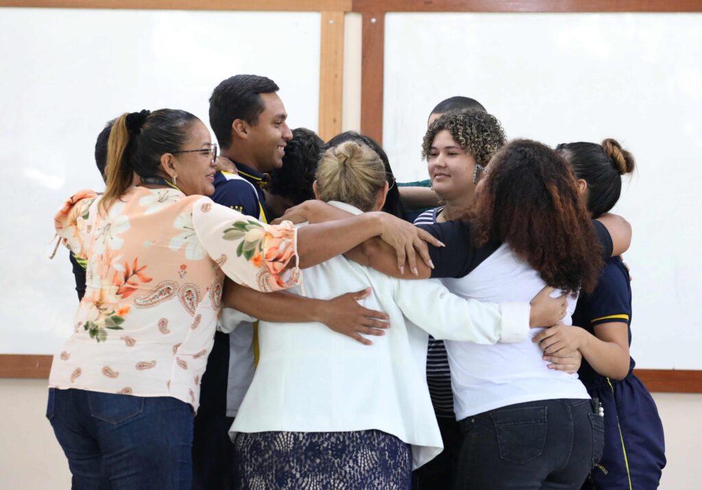 Educação que transforma: Projeto de escola estadual amplia aprovação de alunos em vestibular 3 Educacao Projeto A caminho da universidade Foto Euzivaldo Queiroz Seduc 1024x715 1