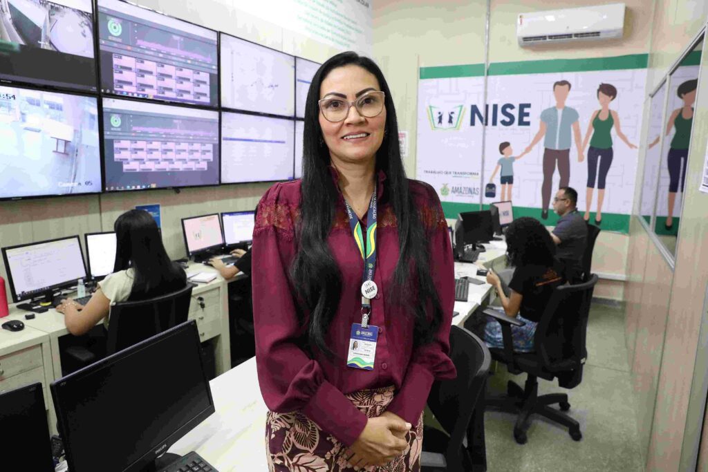 Em um ano, Núcleo de Inteligência em Segurança Escolar realizou mais de 260 atendimentos em unidades de ensino do Amazonas 3 Educacao Coordenadora do NISE Georgeana BorgesEuzivaldo Queiroz Seduc 15 1024x683 1