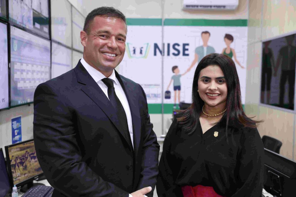 Em um ano, Núcleo de Inteligência em Segurança Escolar realizou mais de 260 atendimentos em unidades de ensino do Amazonas 4 Educacao Delegado do Nise Rafael Montenegro Delegada da DEAAI Juliana Tuma Euzivaldo Queiroz Seduc 1 1024x683 1