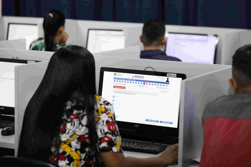 Secretaria de Educação divulga cronograma do Provão Eletrônico para municípios do interior 2 Educacao Provao eletronico 2024 Foto Euzivaldo Queiroz Seduc 6 1024x683 1