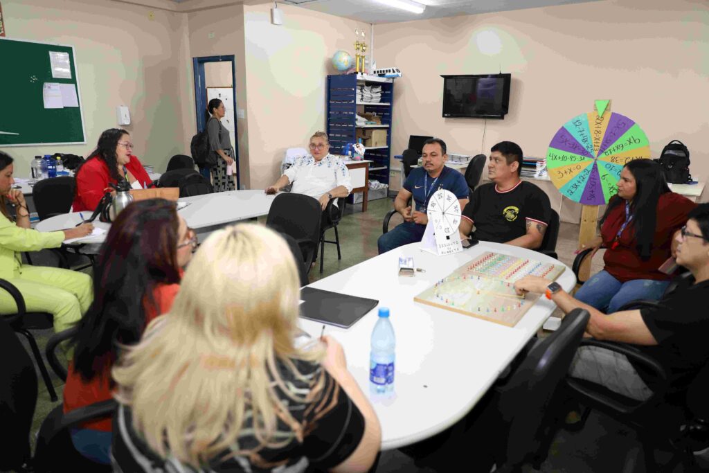 Projeto Trilhas da Capital reúne boas práticas de escolas estaduais de Manaus 3 Educacao Visita ao CETI ELISA BESSA Projeto Trilhas da Capital fotos Eduardo Cavalcante seduc Am 22 1024x683 1