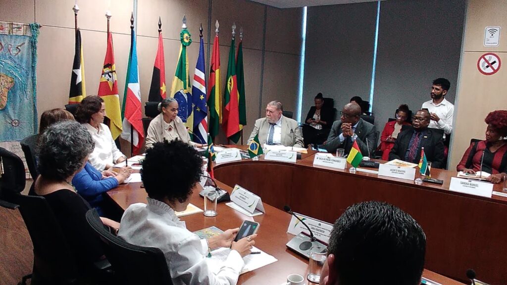 Secretaria de Educação participa de lançamento de congresso internacional de Educação Ambiental 4 Educacao lancamento do congresso internacional de educacao ambiental brasilia 1024x576 1