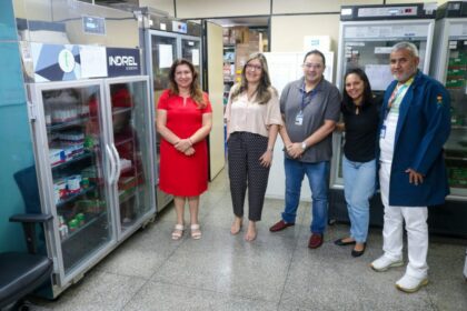 Equipe assistencial visita nova Farmacia do Hemoam 1024x682 1