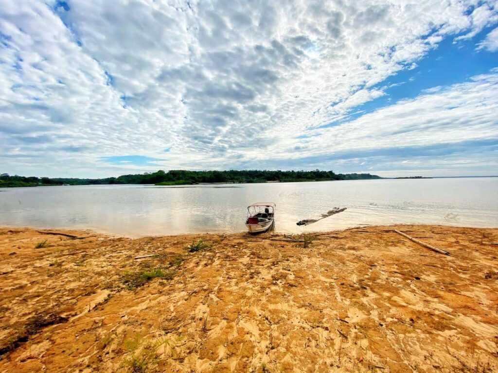 Pesquisa apoiada pelo Governo do Amazonas aponta modelos de gestão para pesca de pequena escala na Amazônia 2 FAPEAM Foto Arquivo Secom Pesquisa Dra Maria Angelica de Almeida 2 1024x768 1