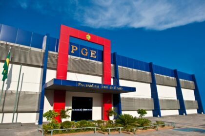 Fachada da PGE AM 1024x696 1