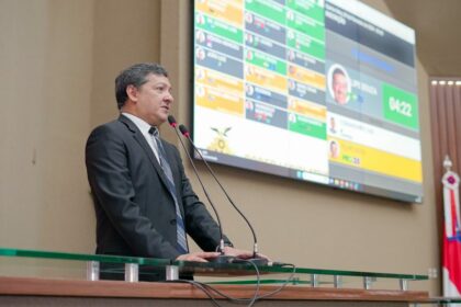 Felipe Souza e autor de PL que Regulamenta Medidas de Biosseguranca no Setor de Turismo durante Emergencias em Saude Publica 1024x576 1