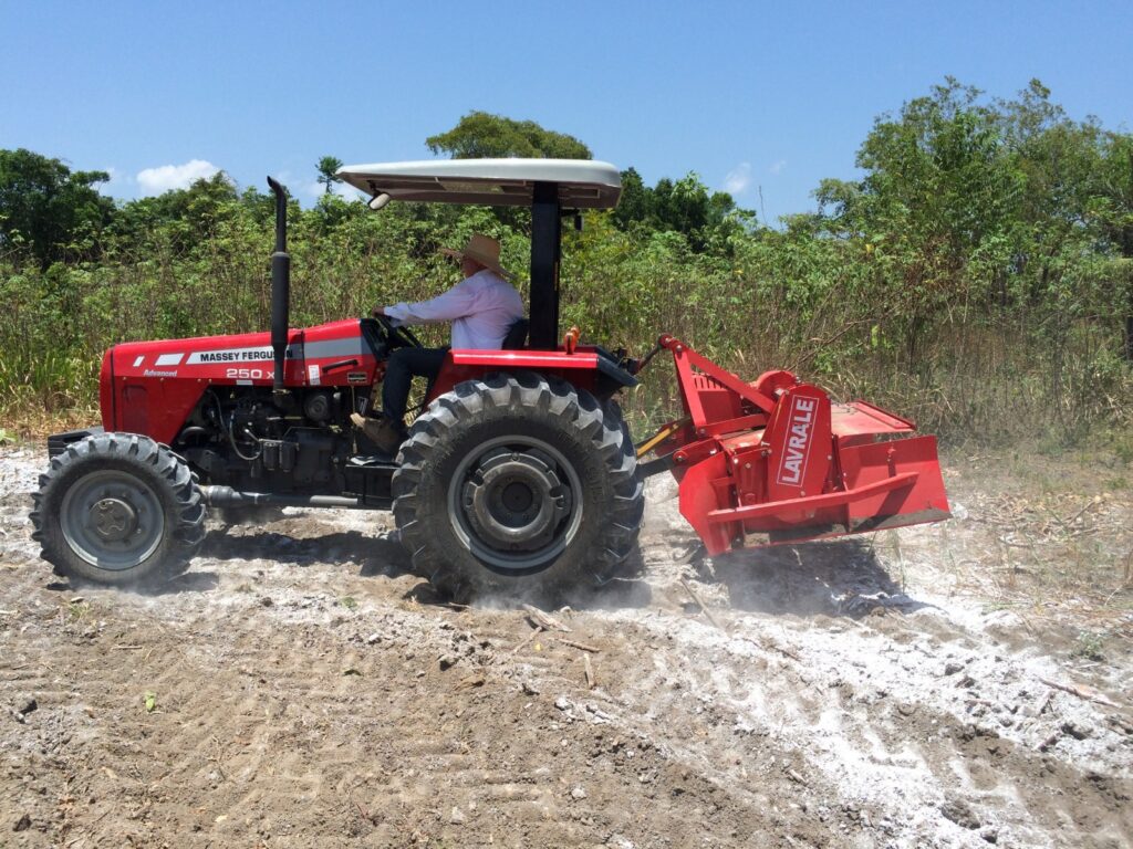 Governo do Amazonas investe em práticas de conservação do solo para aumento da produção rural de forma sustentável 5 Foto Sepror Dia Nacional da Conservacao do Solo 04 1024x768 1