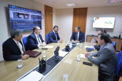 Governador Wilson Lima em reuniao como o ministro Fernando Haddad 4 1024x682 1