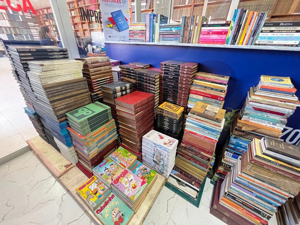Imprensa Oficial promove 2ª edição do projeto ‘Acolhendo Histórias: Leia, doe, transforme’ 2 IOA livros arrecadados 1a edicao Acolhendo historias Fotos Weslen Simplicio 1024x768 1
