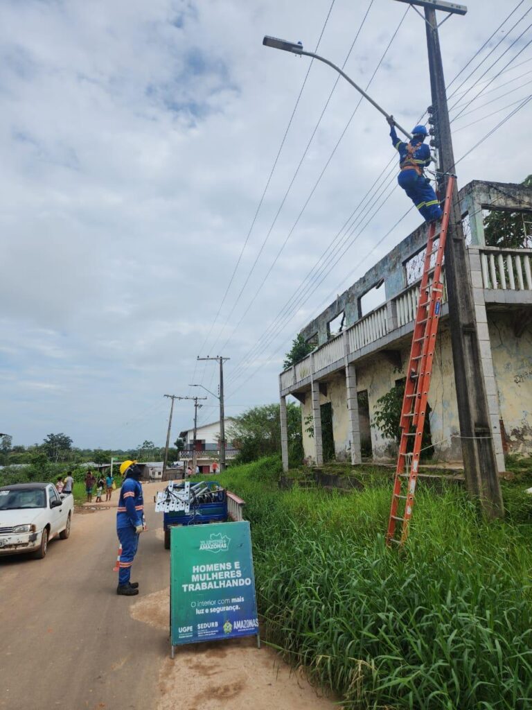 Governo do Amazonas inicia implantação de iluminação LED em Ipixuna 3 Ipixuna Foto Antonio Carlos 3 768x1024 1