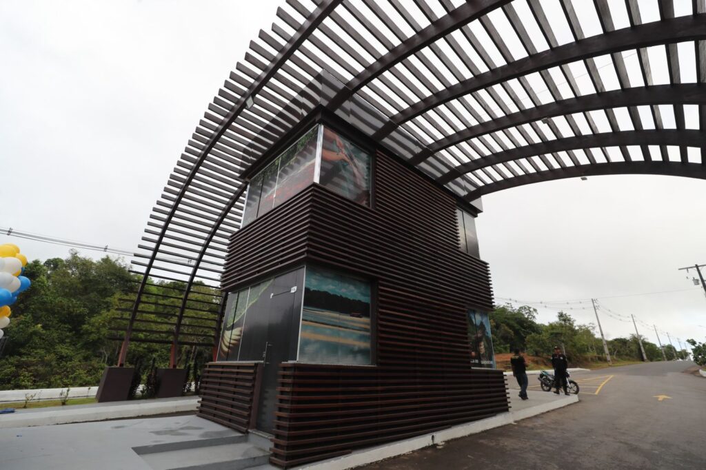 Em Novo Airão, Governo do Amazonas realiza inaugurações de infraestrutura no valor de R$ 30,7 milhões 3 Novo Airao 5 1024x682 1