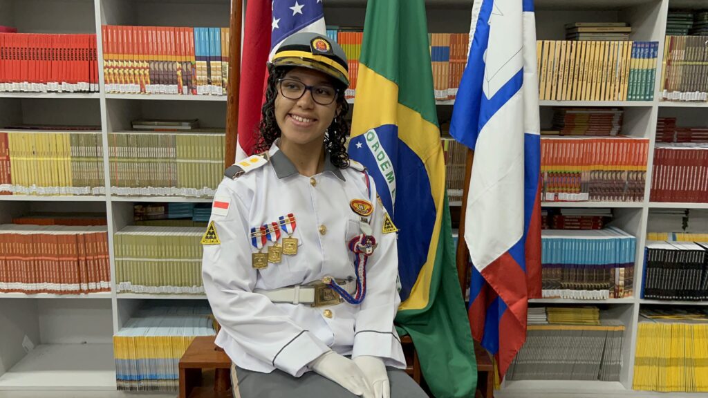 Ex-aluna do Colégio Militar da PMAM é aprovada em medicina em três vestibulares 2 PMAM ANA BEATRIZ EX ALUNA DO CMPM FOTO DIVULGACAO ISRAEL AMORIM PMAM 1024x576 1