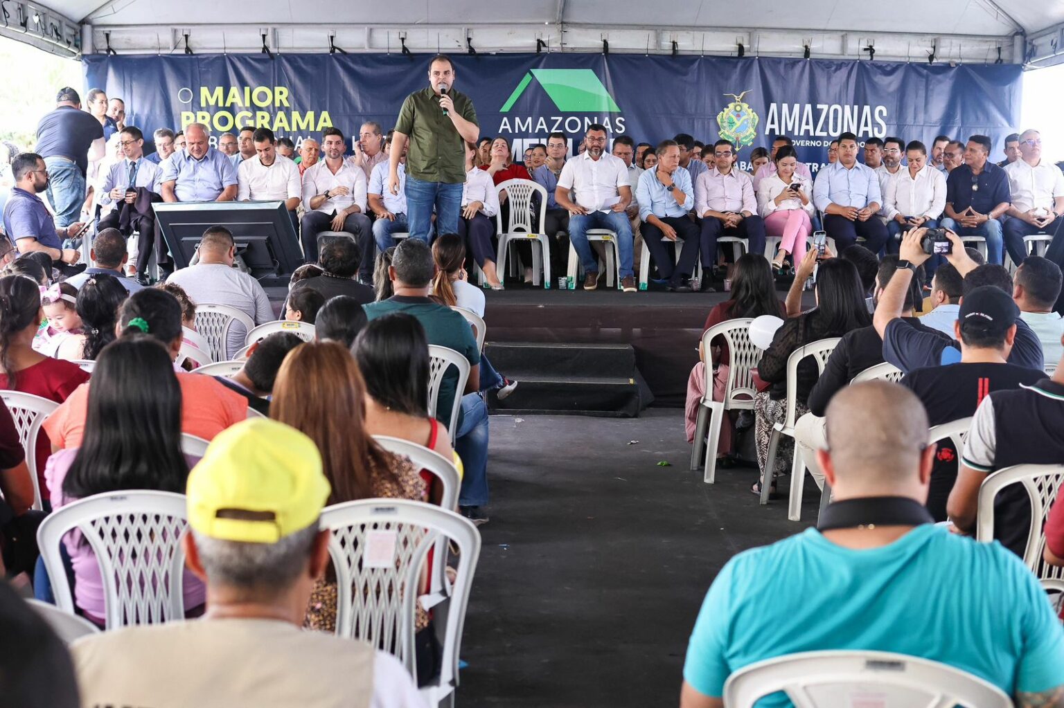Roberto Cidade destaca participacao da Aleam na ampliacao da oferta de moradias durante entrega do Residencial Ozias Monteiro 2 Foto Rodrigo Brelaz rsm29n