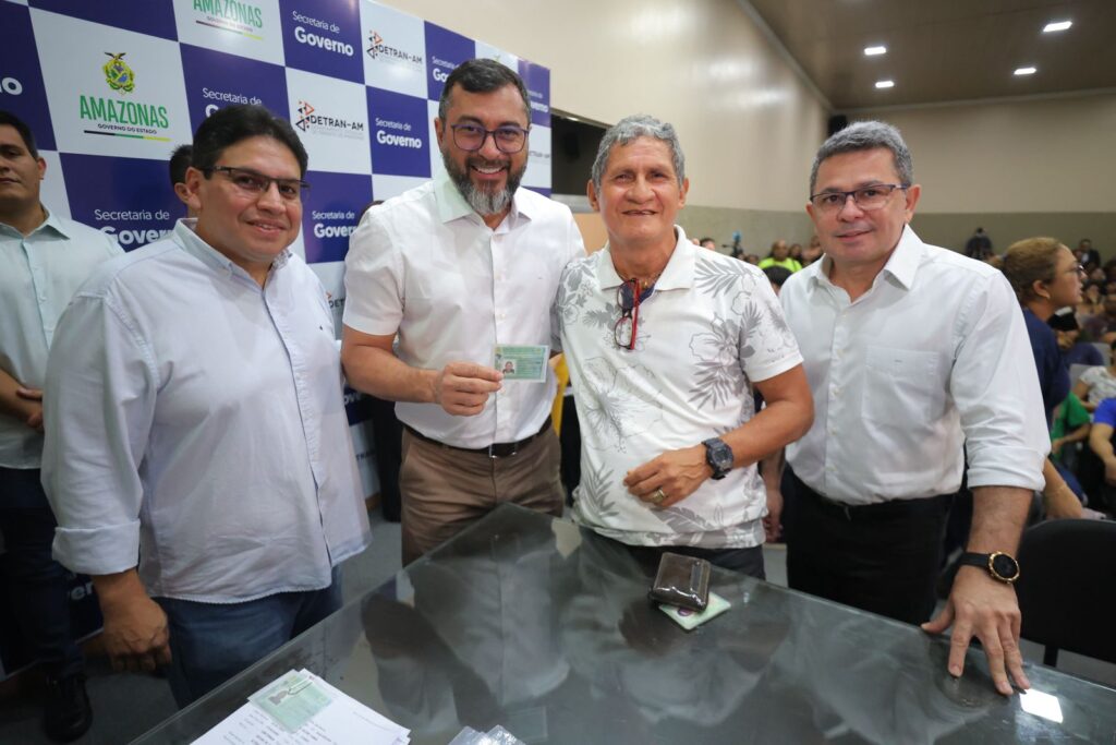 Governador Wilson Lima entrega mais de 200 habilitações do projeto CNH Social 5 SECOM CNH SOCIAL1 FOTO DIEGO PERES 1024x683 1