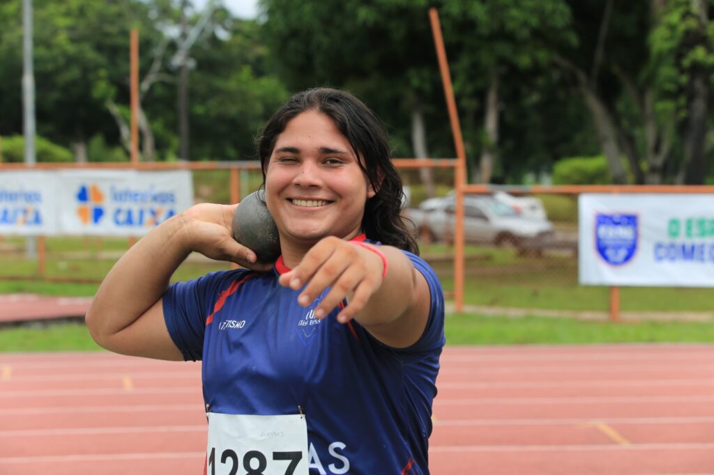 Atleta do Bolsa Esporte Estadual é destaque no arremesso de peso 2 SEDEL Atleta Akassis destaque no Atletismo FOTO Julcemar Alves 1024x682 1