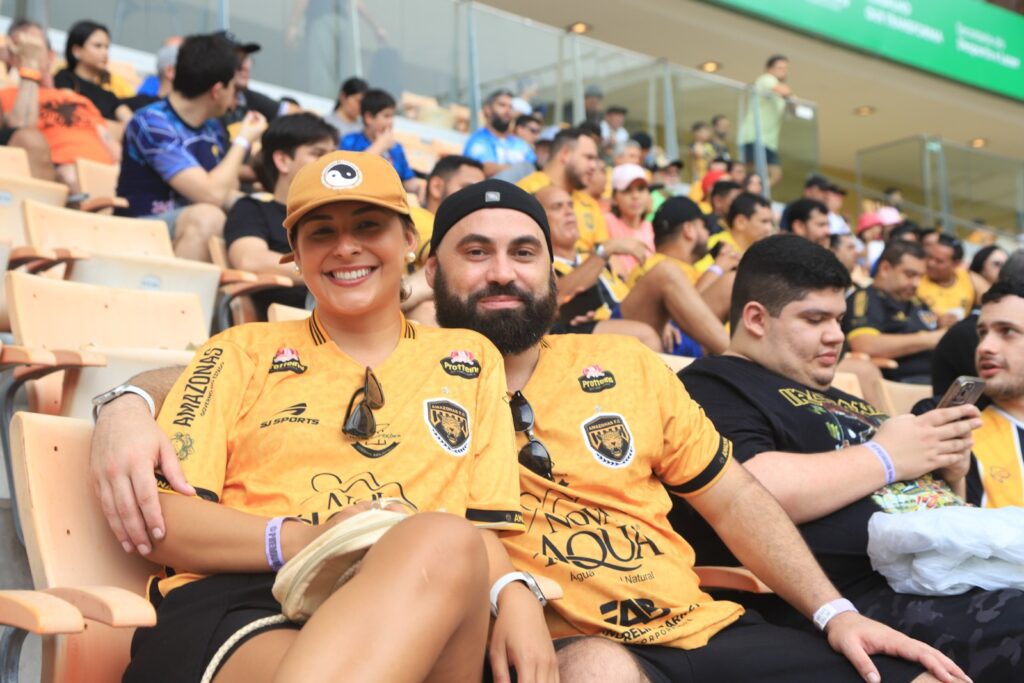Arena da Amazônia sedia jogo histórico do Amazonas F.C na estreia da Série B do Brasileirão 3 SEDEL Augusto Blaz e Carolina Nascimento Torcesores do Amazonas FOTO Julcemar Alves Sedel 1024x683 1