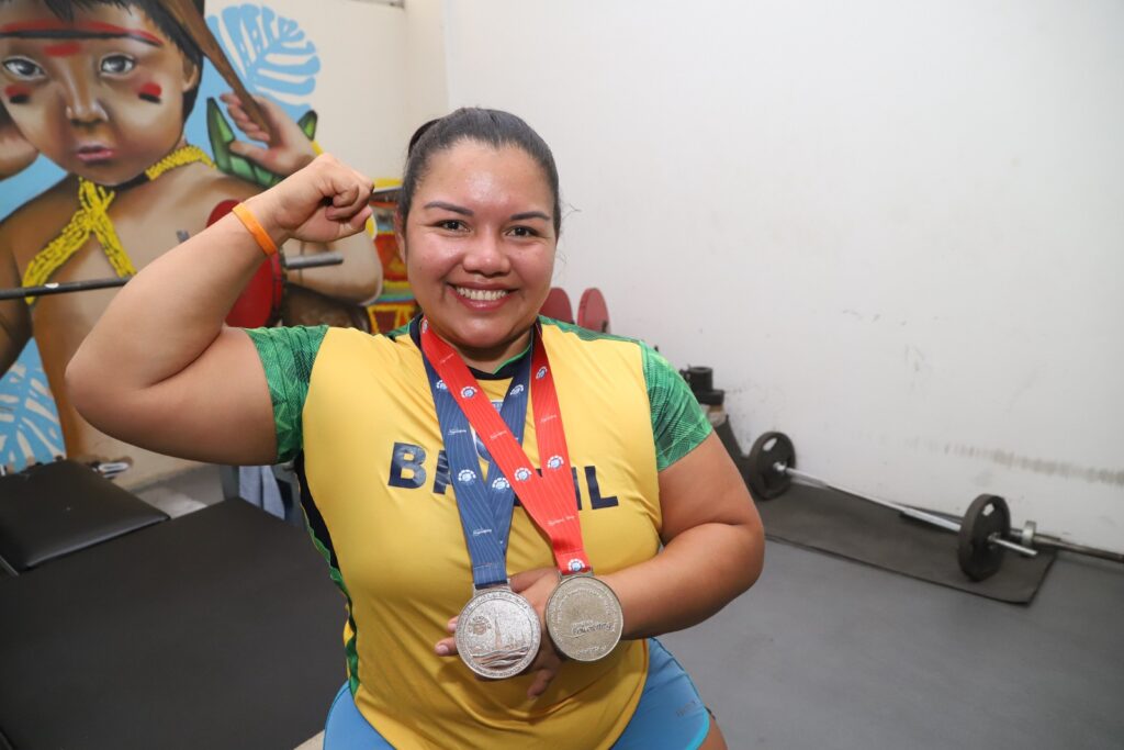A 100 dias dos Jogos Olímpicos, atletas apoiados pelo Governo do Amazonas destacam caminho para chegar até Paris 2024 5 SEDEL Maria de Fatima destaque no halterofilismo FOTO Julcemar Alves 1024x683 1