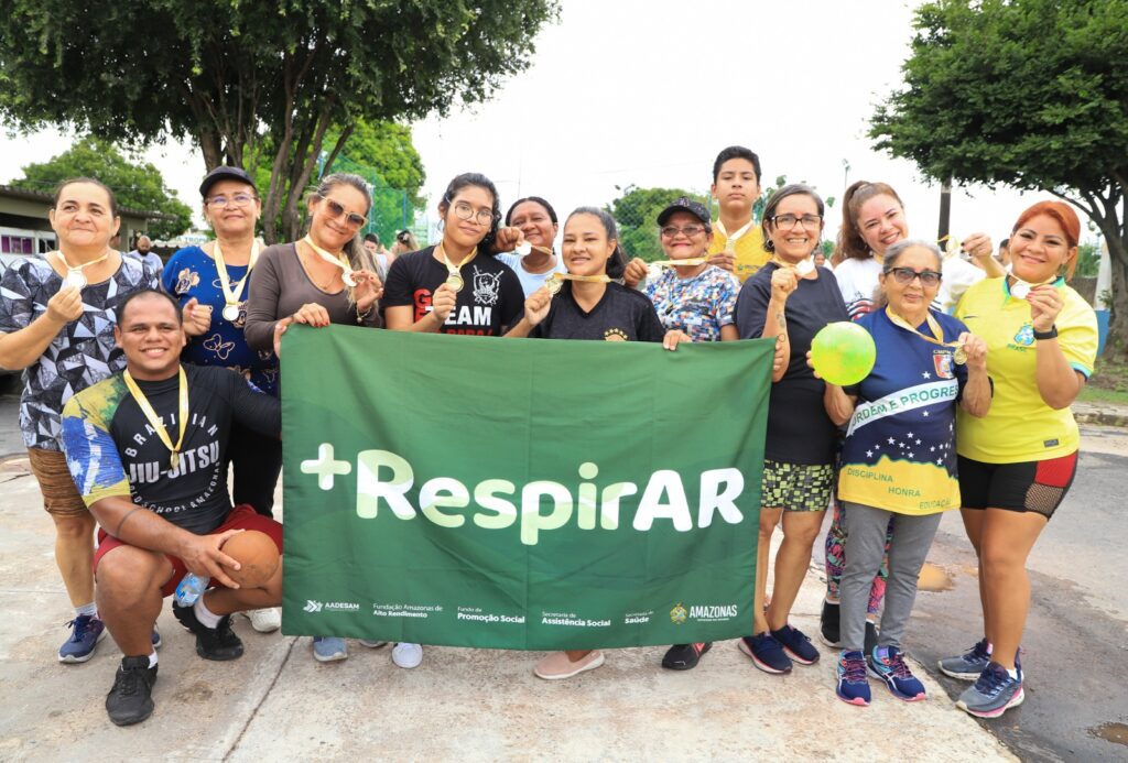 RespirAR é tema de artigo científico sobre políticas públicas voltadas a recuperação pós-pandemia 3 SEDEL Membros do RespirAR na Vila Olimpica de Manaus FOTO Julcemar Alves Sedel 1024x693 1