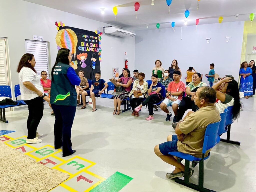 SES-AM realiza roda de conversa sobre seletividade alimentar em crianças autistas no Caic Alberto Carreira 2 SES AM Roda de Conversa Caic Alberto Carreira Foto Giovanna Andrade 5 1024x768 1