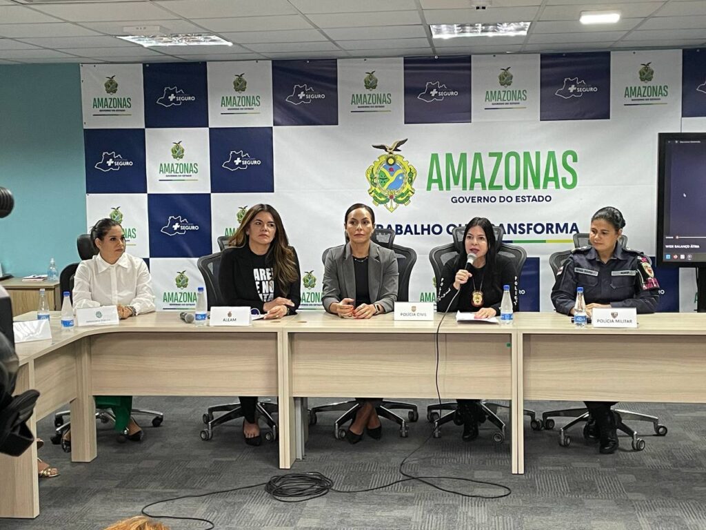 Operação Átria: Mais de 80 suspeitos de praticar crimes contra mulheres são presos no Amazonas 3 SSP AM ATRIA COLETIVA FOTOS CARLOS SOARES SSP AM 1024x768 1