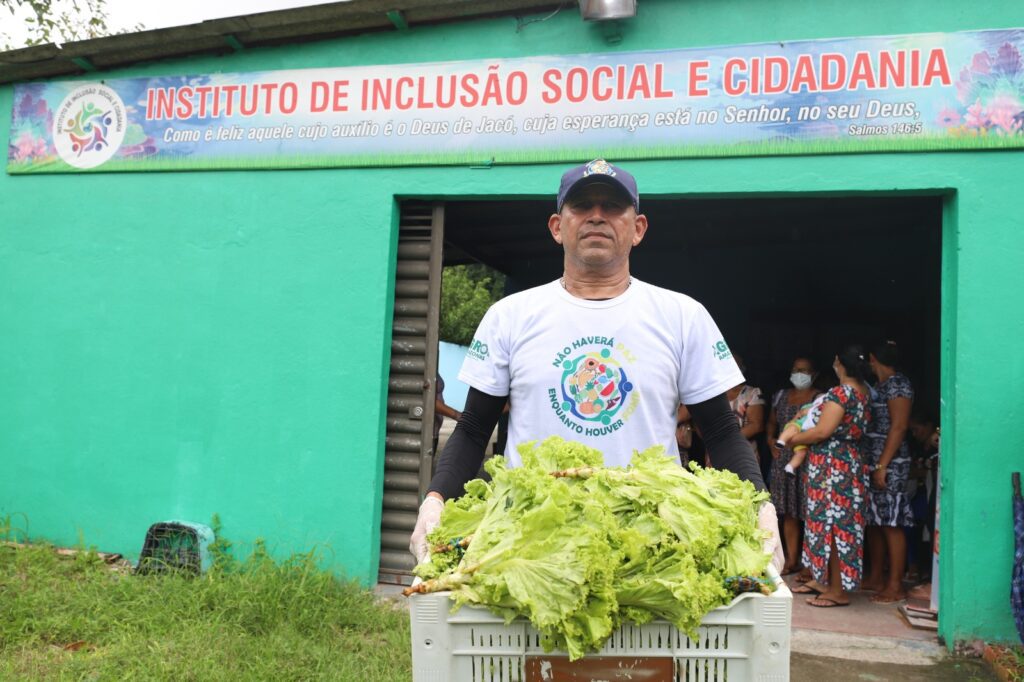 Governo do Amazonas recolhe mais de 42 toneladas de alimentos de feiras e supermercados de Manaus, em três meses 3 Sepror 2 Foto Divulgacao 1024x682 1