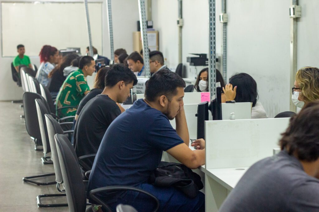 Sine Amazonas divulga 213 vagas de emprego para esta terça-Feira 2 Setemp Atendimento 5 1024x683 1
