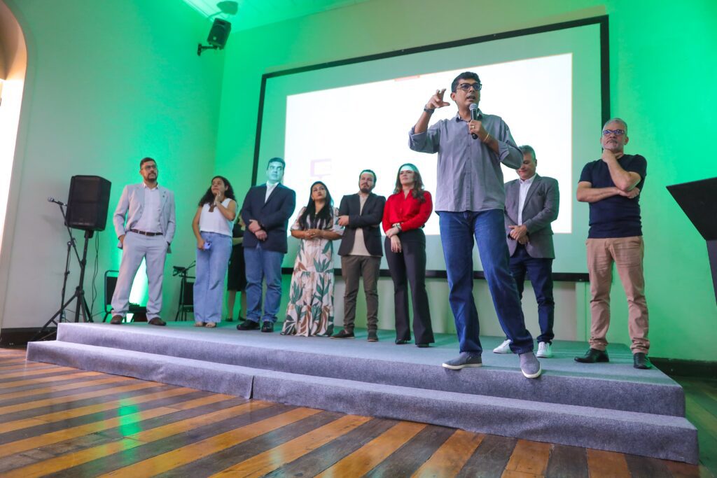 Com apoio do Governo do Estado, 1° Encontro Estadual de Gestores Municipais de Cultura do Amazonas teve início nesta segunda-feira 2 cultura abertura forum secretarios marcely gomes 1024x683 1